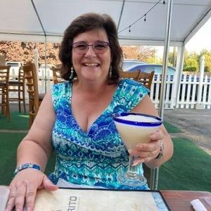 Meet your Posher, Diane